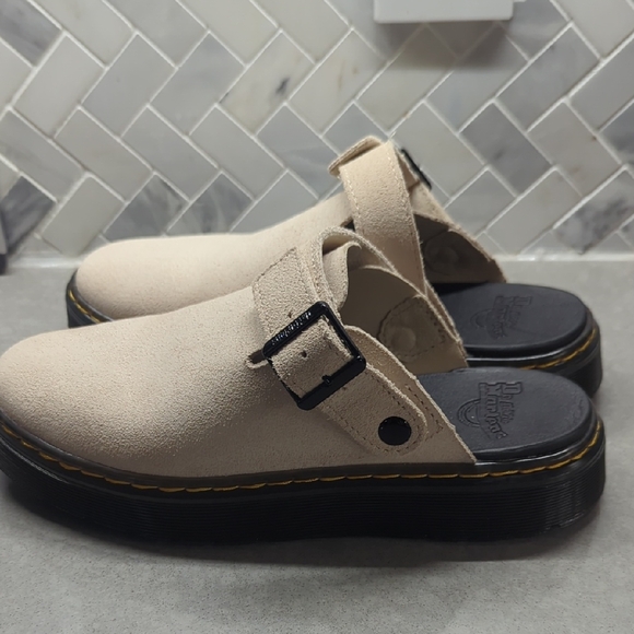Dr. Martens Shoes - Dr. Martens Light Tan Suede Sandals
